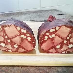 Hausmacher Produkte im Naturdarm